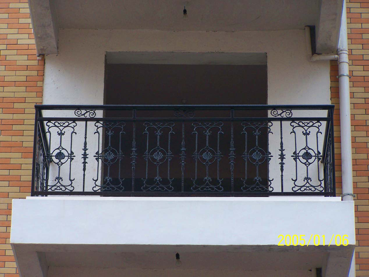 陽(yáng)臺(tái)護(hù)欄